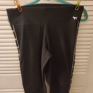 Victoria's Secret PINK Yoga Crop Pants Large